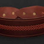 Cinturón elaborado en vaquetilla marrón rojiza